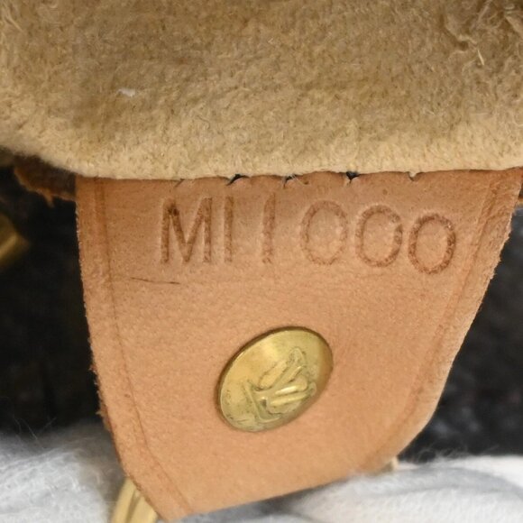 LOUIS VUITTON Logo Looping GM Shoulder Bag Monogram Leather Brown - Picture 2 of 16